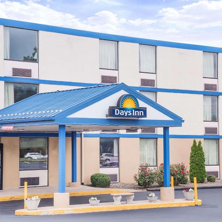 Days Inn By Wyndham Chambersburg Exteriör bild
