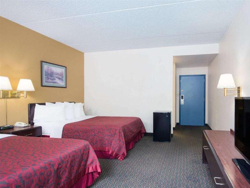 Days Inn By Wyndham Chambersburg Exteriör bild